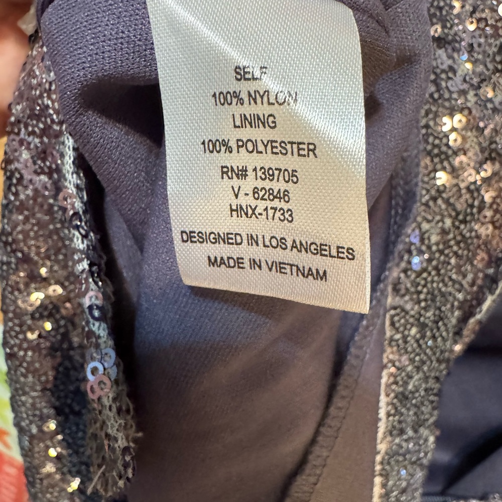 NWT Gorgeous Strappy Mini Dress in Bluish Silver Sequins Sparkle Size Medium - Picture 9 of 10
